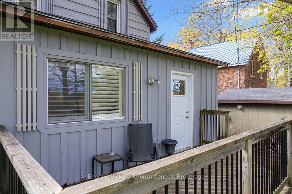 2068 7TH AVENUE W - 34