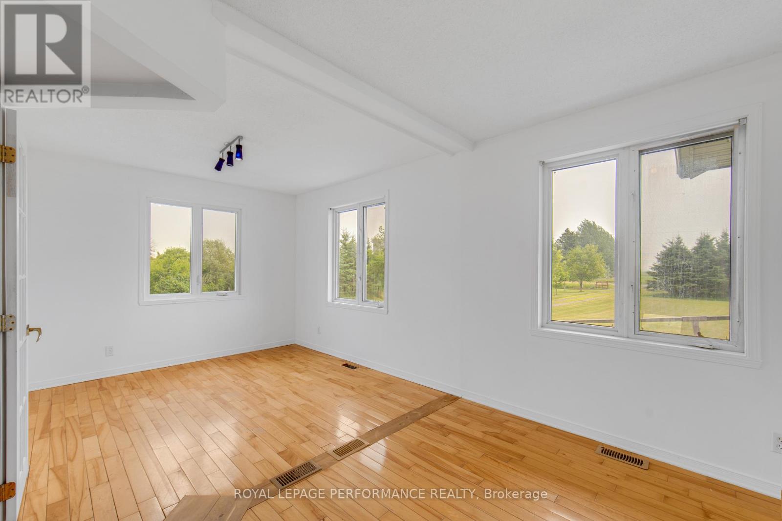 2575 CONCESSION 2 ROAD - 22