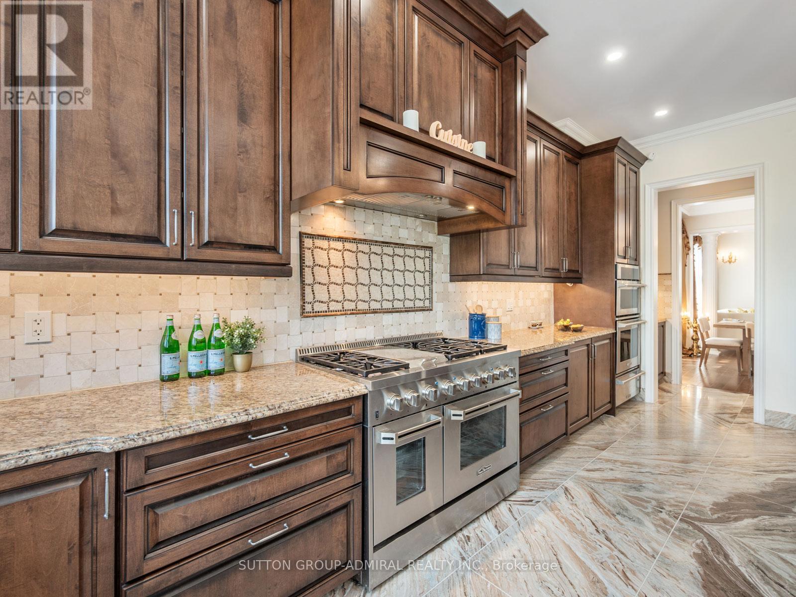 33 KEATLEY DRIVE - 14
