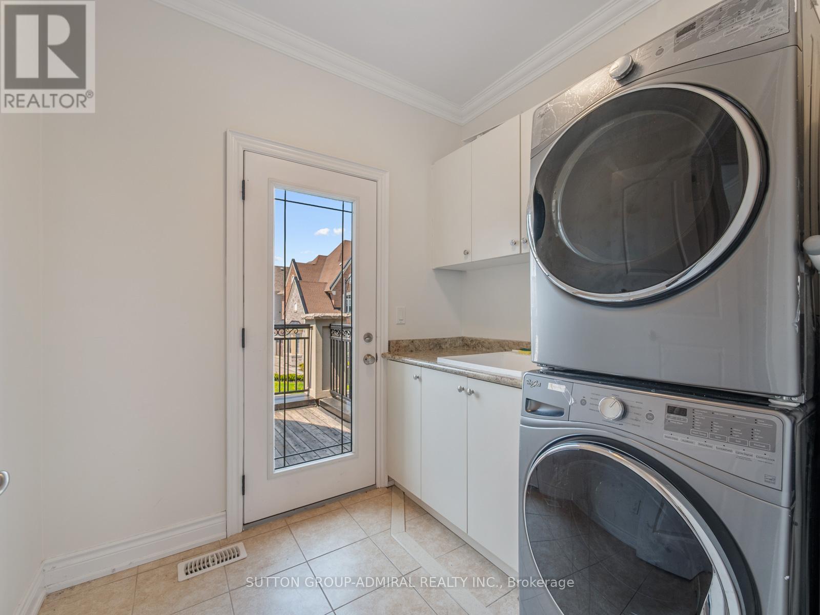 33 KEATLEY DRIVE - 35