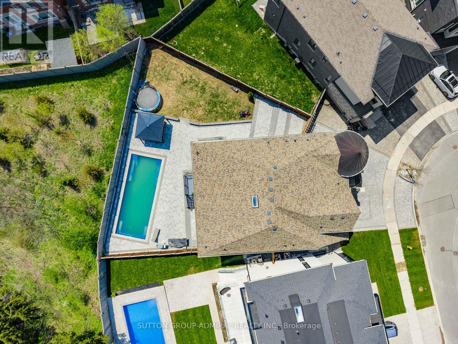 33 KEATLEY DRIVE - 46