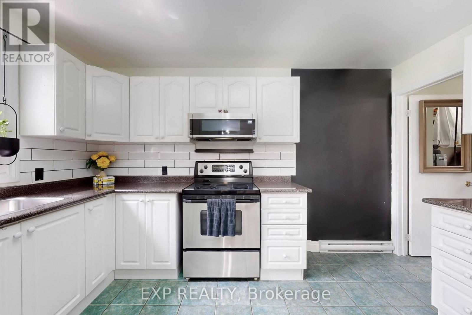 367 ADELINE DRIVE - 10