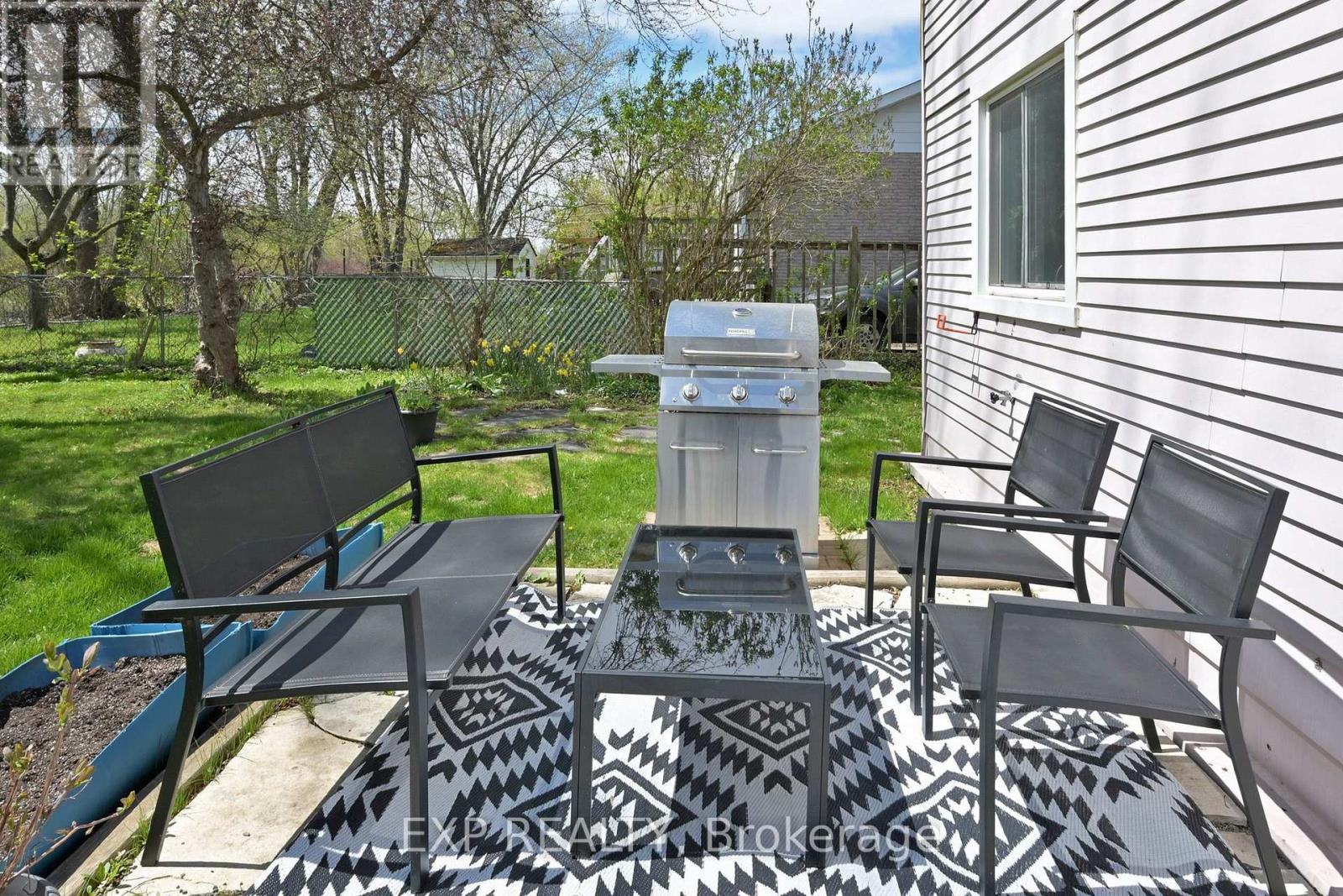 367 ADELINE DRIVE - 27