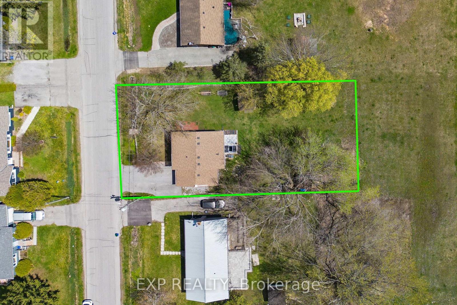 367 ADELINE DRIVE - 34