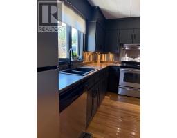 6 Woodcrest Avenue thumbnail 13