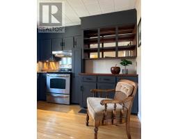 6 Woodcrest Avenue thumbnail 14