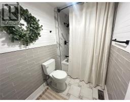 6 Woodcrest Avenue thumbnail 19