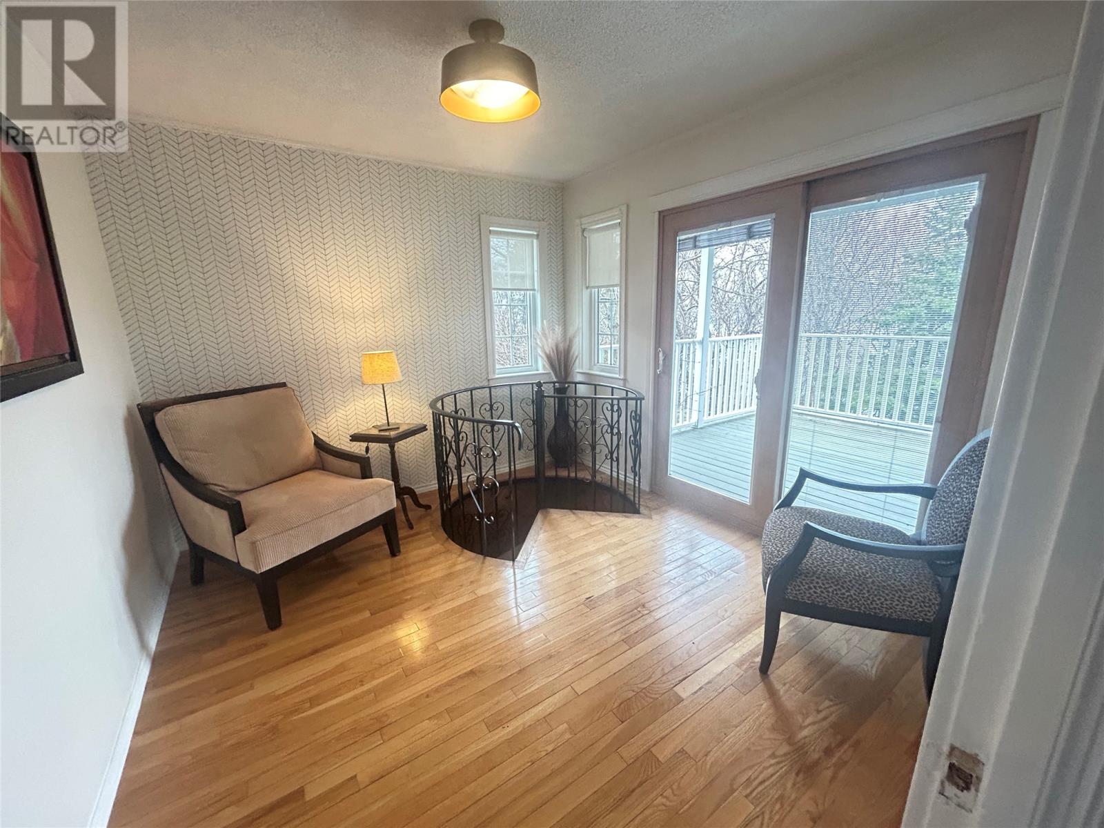 6 Woodcrest Avenue - 21