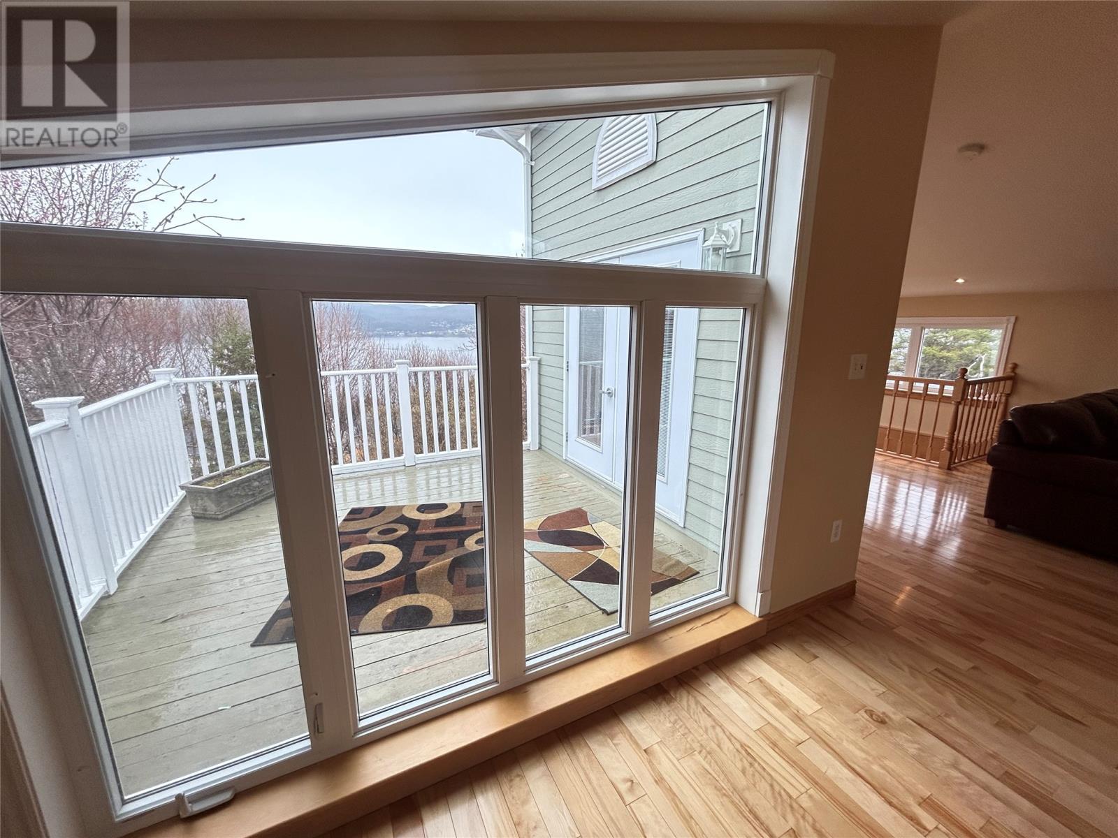 6 Woodcrest Avenue - 27