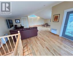 6 Woodcrest Avenue thumbnail 25