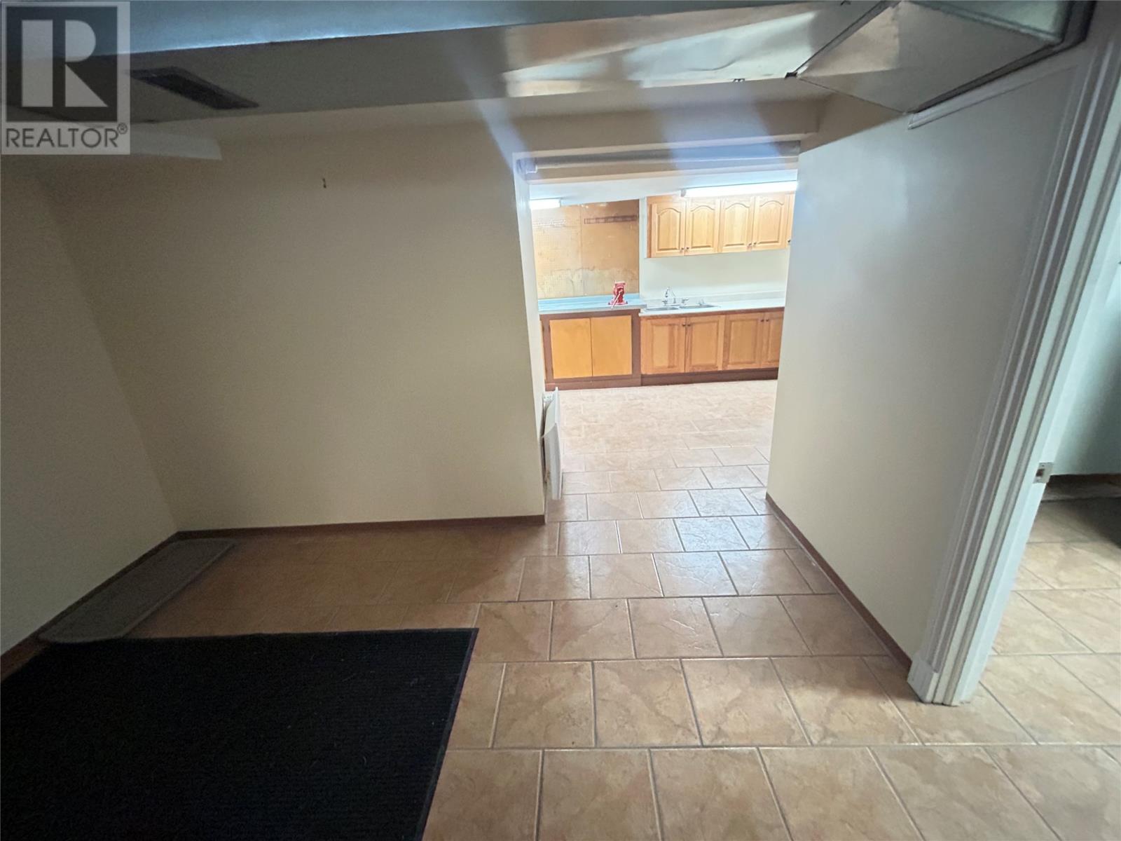 6 Woodcrest Avenue - 32