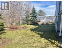 6 Woodcrest Avenue thumbnail 5