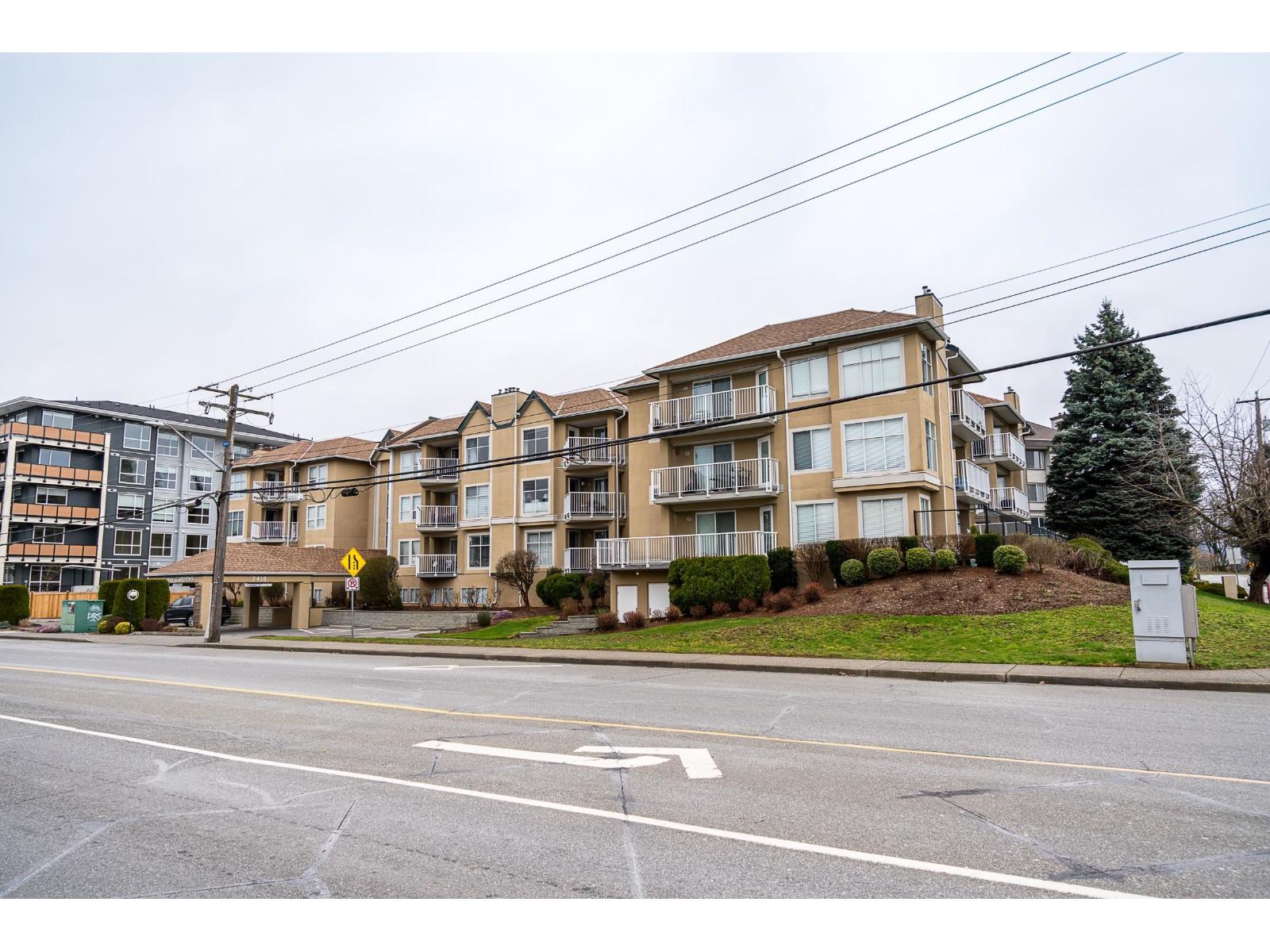 105 2410 EMERSON STREET, Abbotsford
