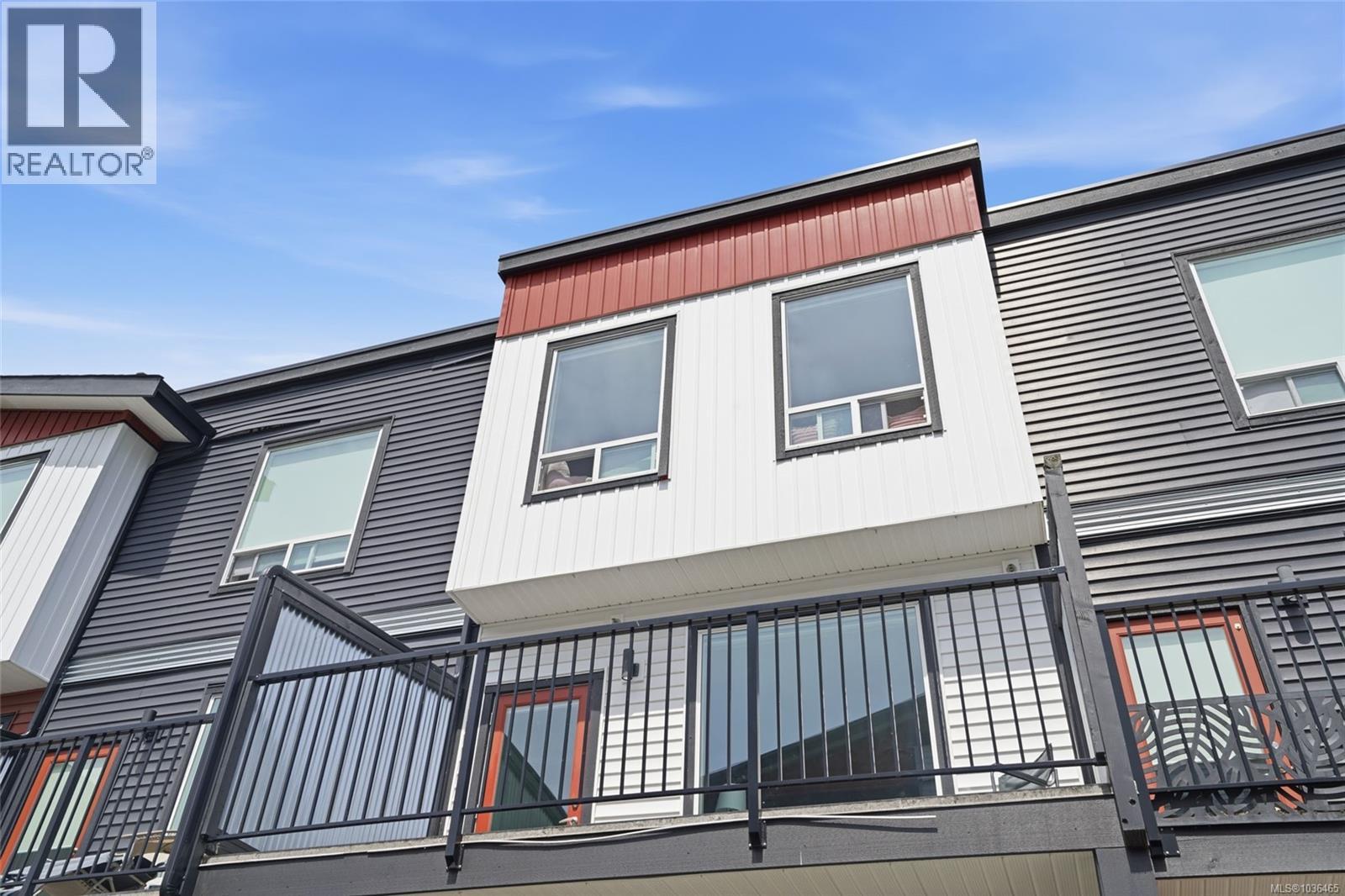 #104 1726 Kerrisdale Rd - 4