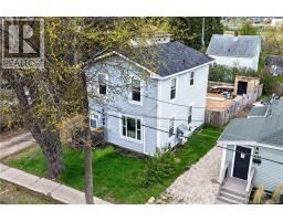 1690 Main Street, photo 3