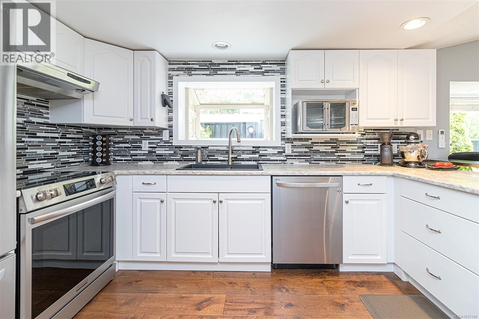 3352 Ridgeview Cres - 15