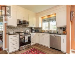 2pc Bathroom - 19 Goodwin Drive, Dayton, NS B5A4H7 Photo 8
