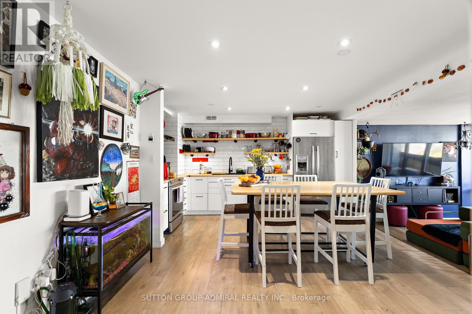 #1309 455 SENTINEL ROAD - 7