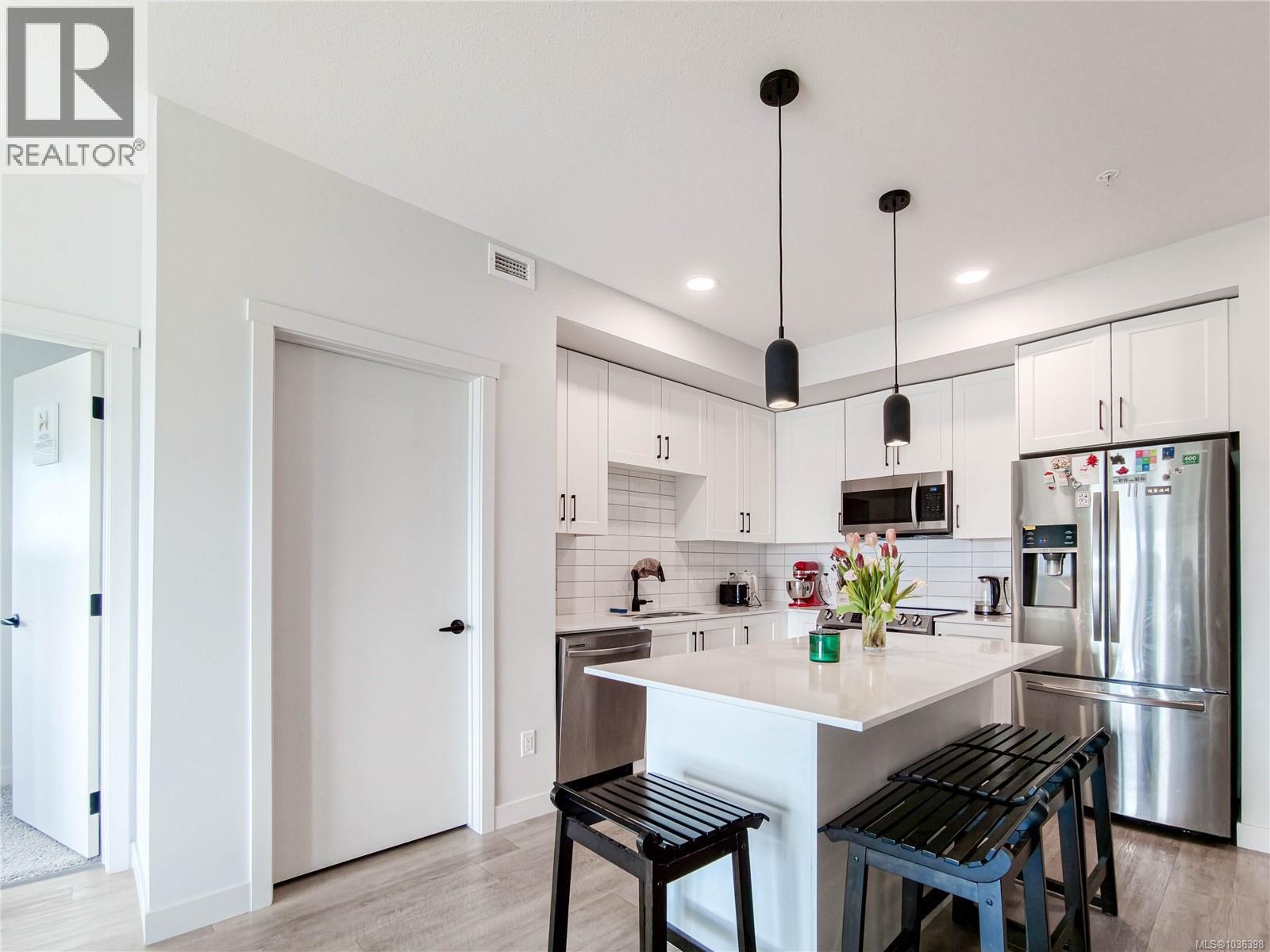 #502 2465 Gateway Rd - 5