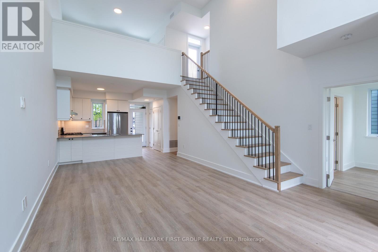 #7 19 WEST STREET - 5