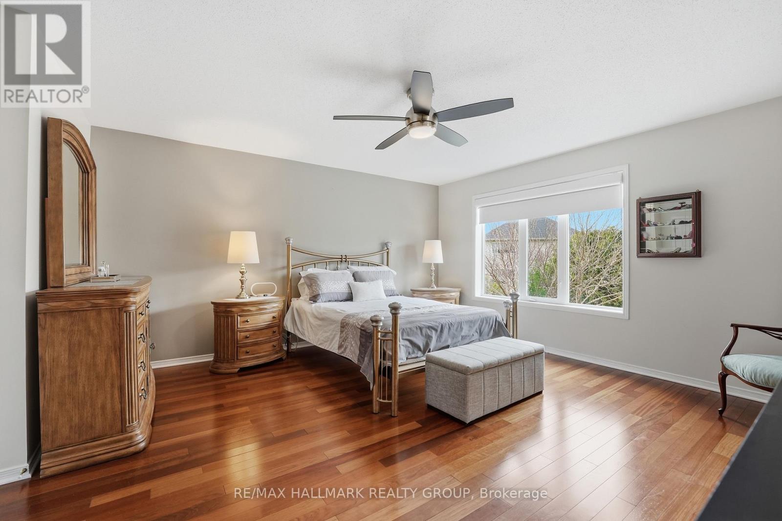 36 PALMADEO DRIVE - 27