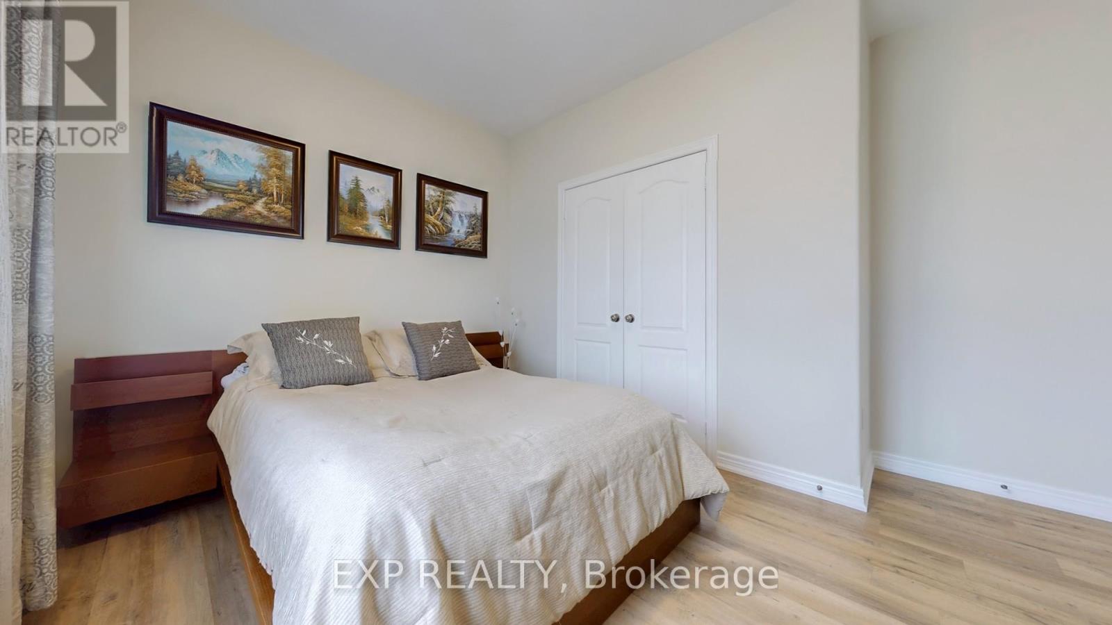 42 SOMERVILLE CRESCENT W - 20