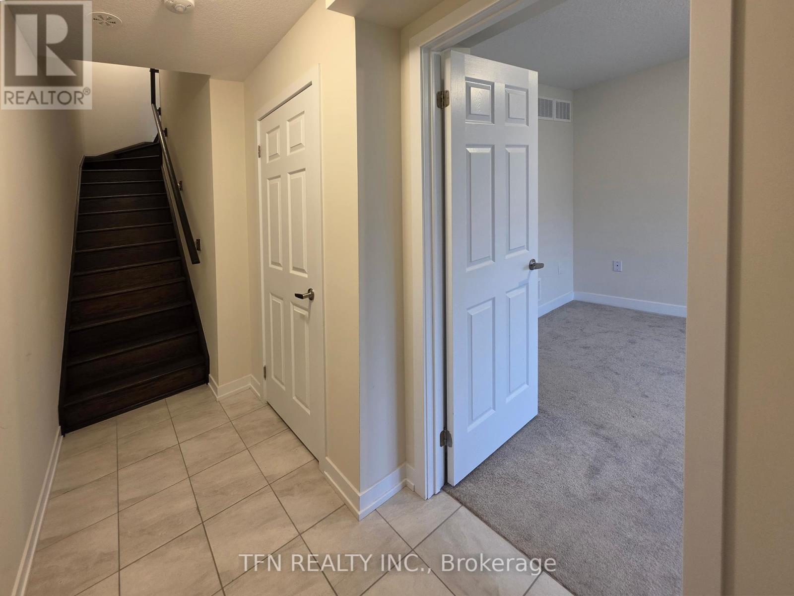 231 MELODY LANE - 12