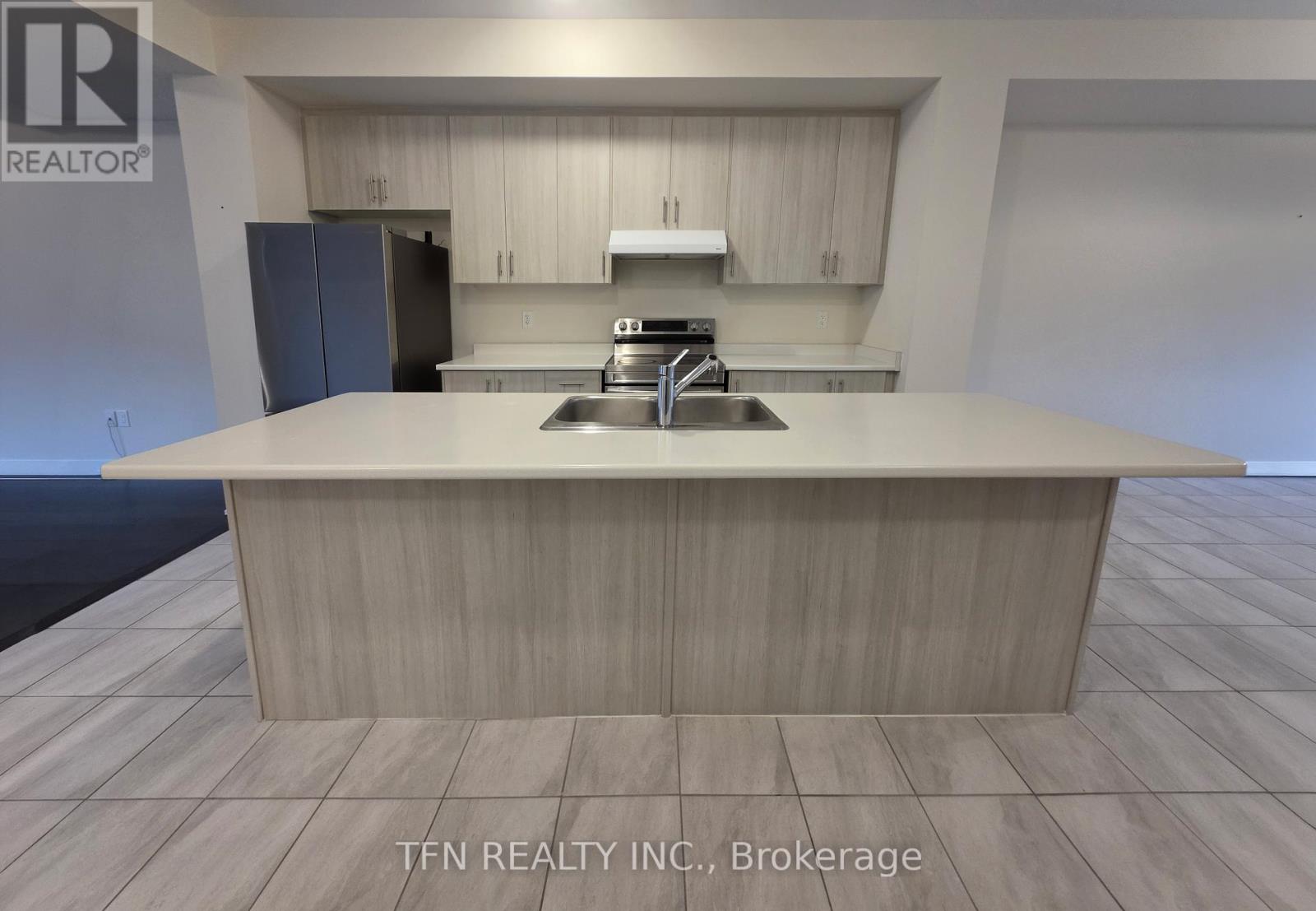 231 MELODY LANE - 18