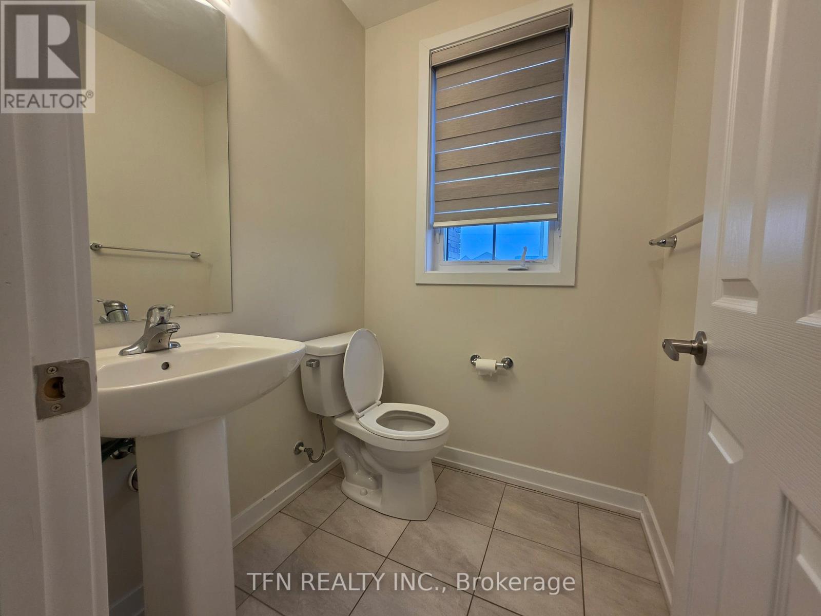 231 MELODY LANE - 19