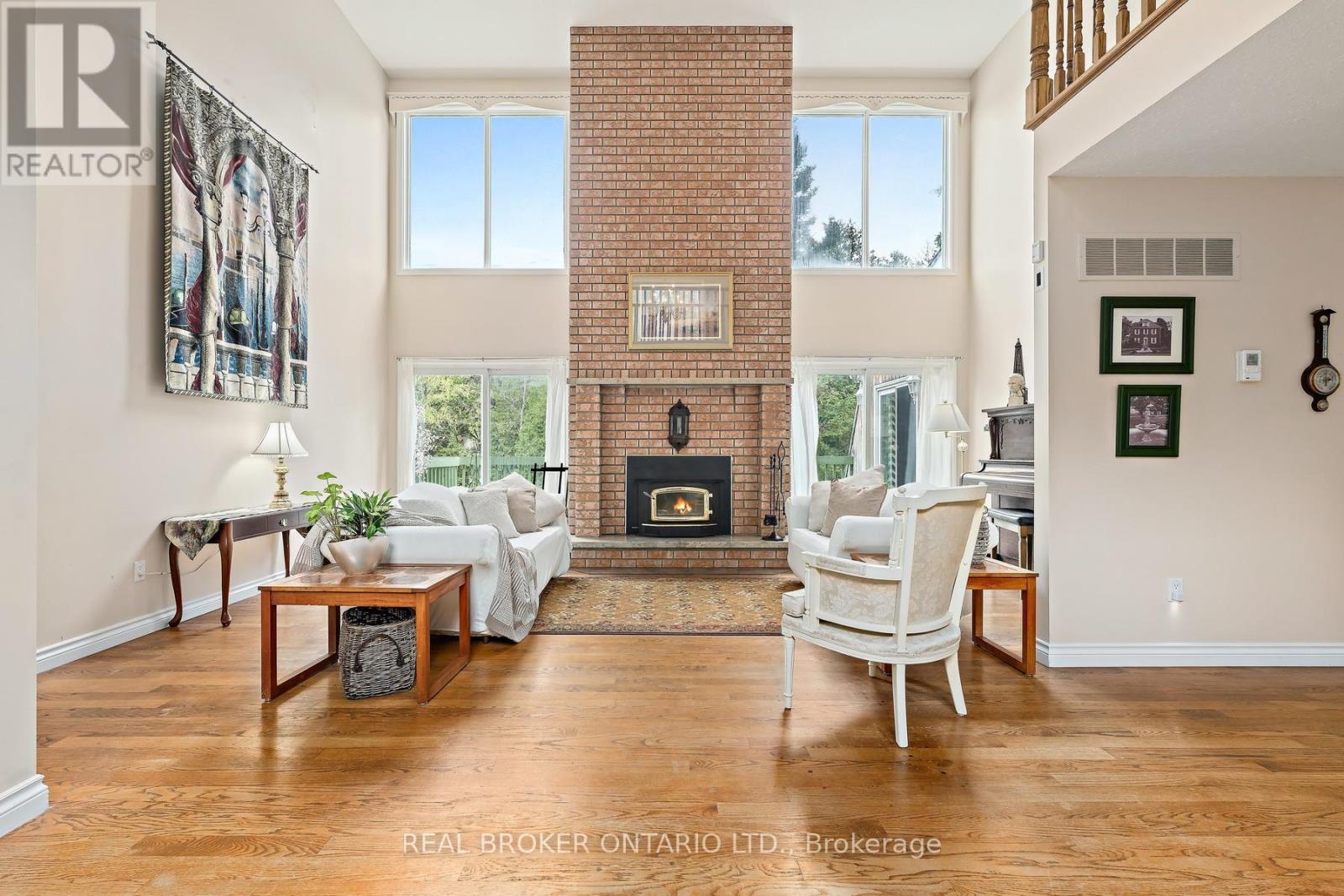 307254 HOCKLEY ROAD - 6