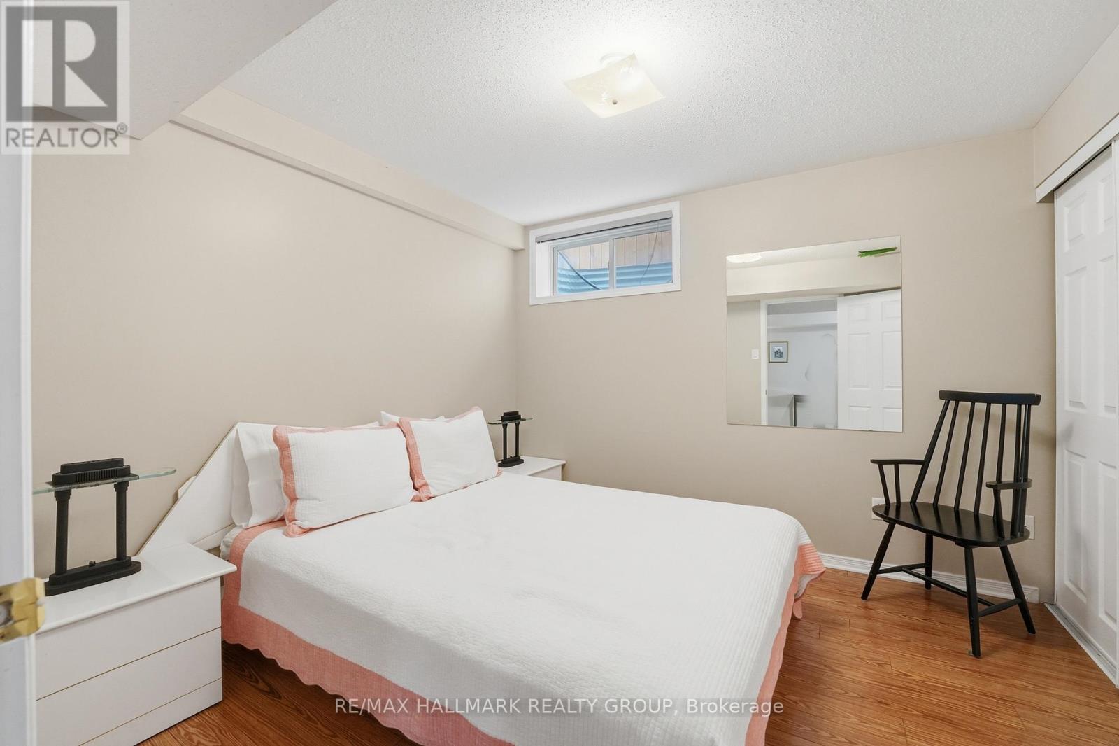 36 PALMADEO DRIVE - 40