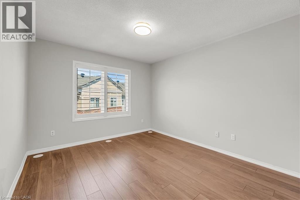 2557 SIXTH Line Unit# 9, Oakville, Ontario, L6H0H7 — Photo 25