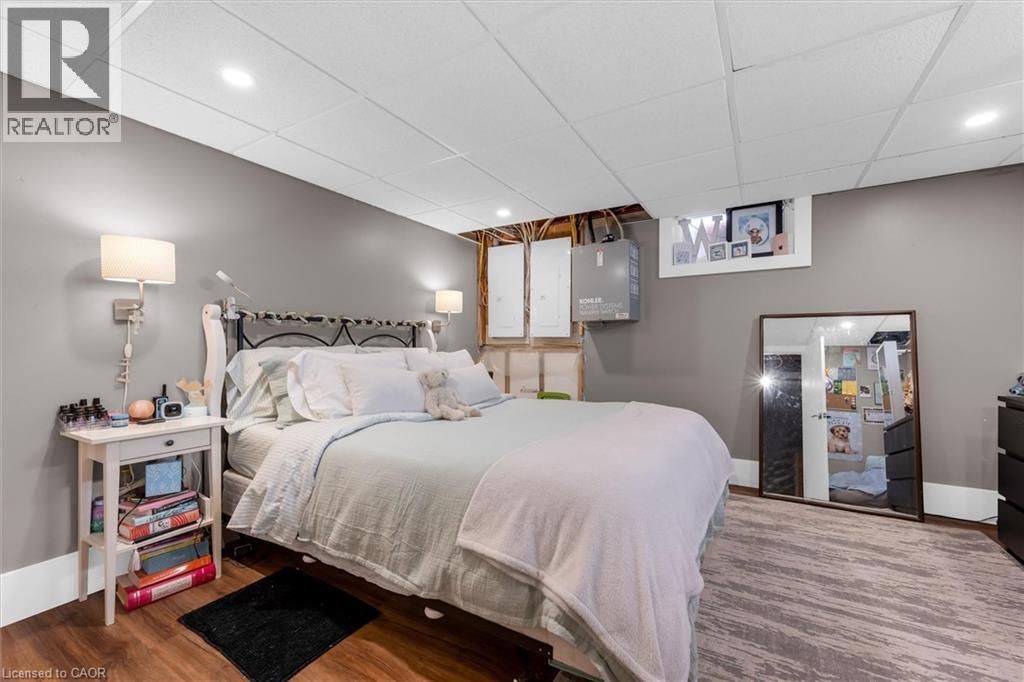 1267 THIRD ST LOUTH Street - 30