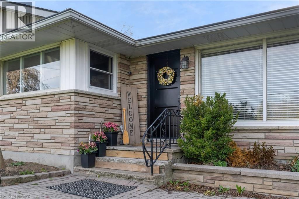 1267 THIRD ST LOUTH Street - 3