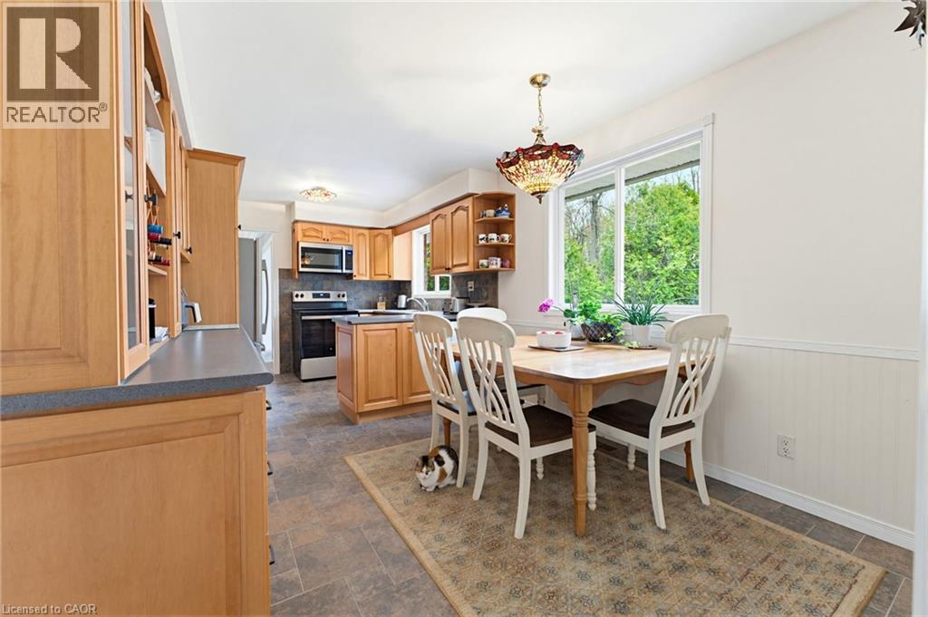 10 HUISMAN Lane - 12