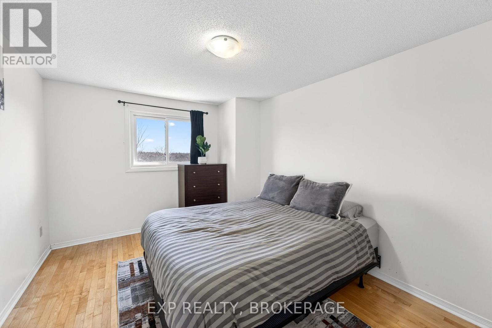 23 ROSE ABBEY DRIVE - 19