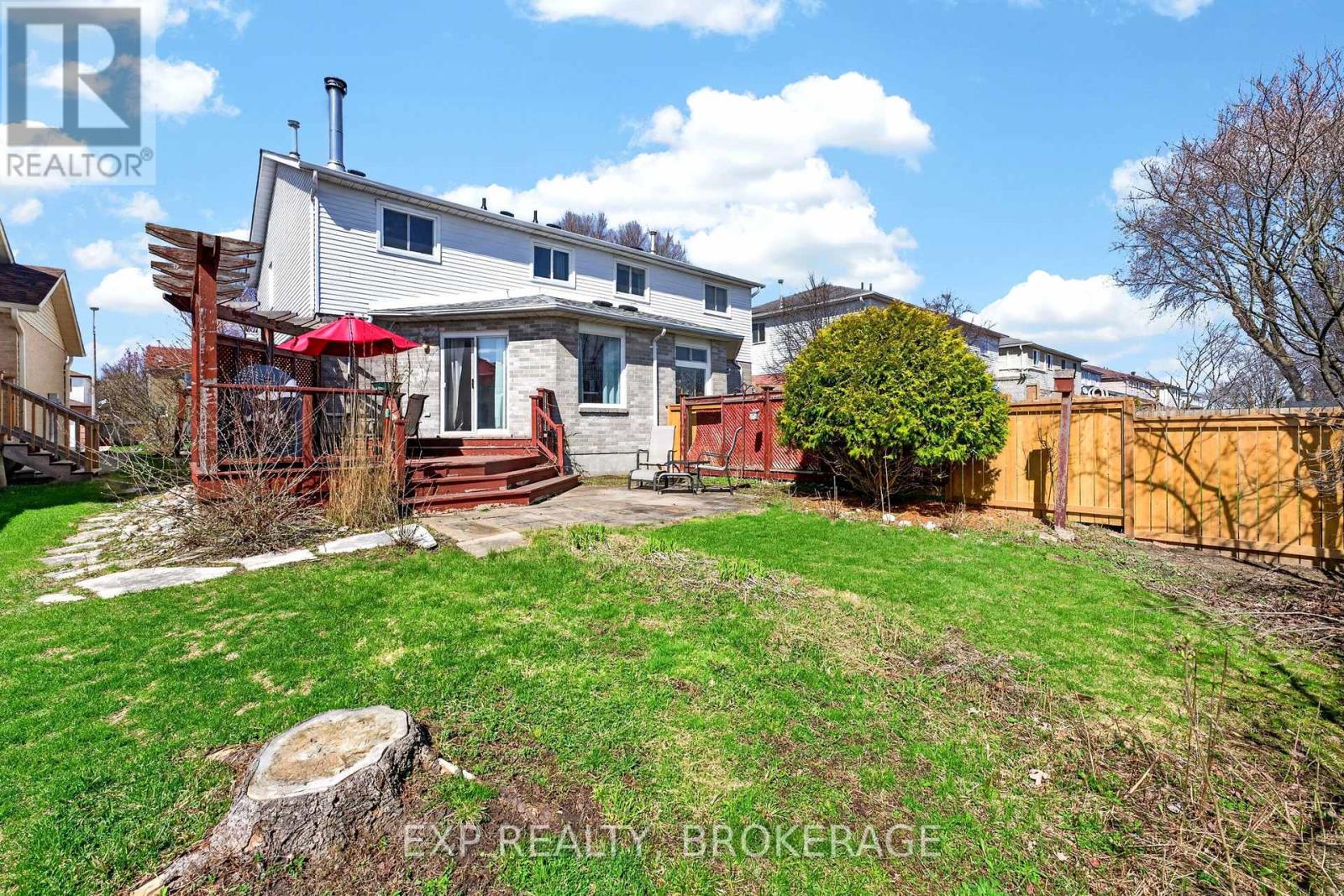 23 ROSE ABBEY DRIVE - 28