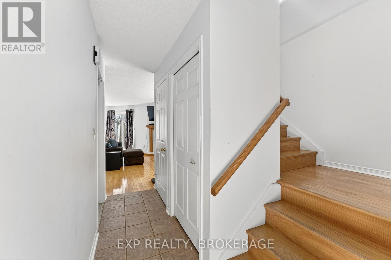 23 ROSE ABBEY DRIVE - 5