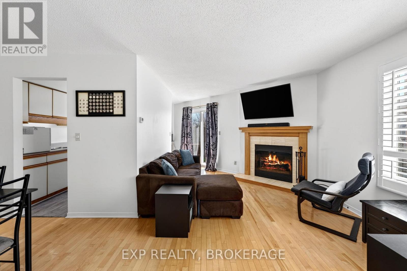 23 ROSE ABBEY DRIVE - 6