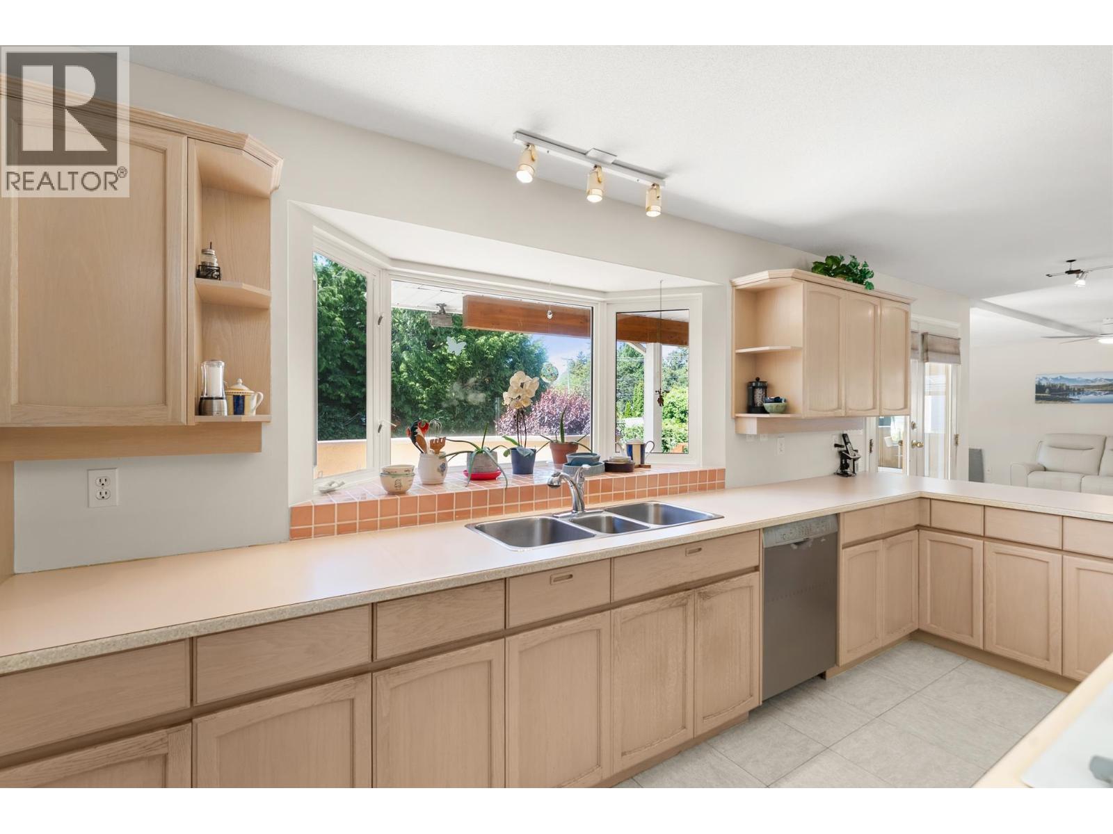 1575 BEACH GROVE ROAD, Delta