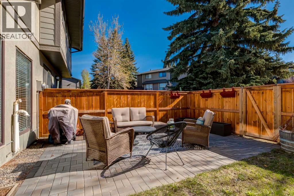 #16 5019 46 Avenue SW - 30