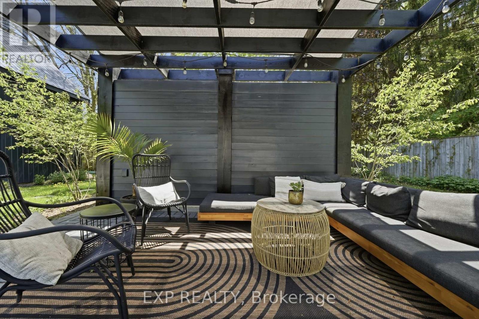16 BARKER STREET - 46