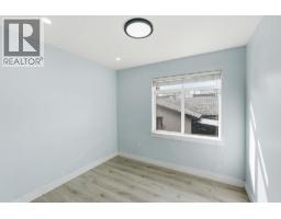 722 Coopland Crescent Unit# 1, Kelowna, BC V1Y2V1 Photo 35