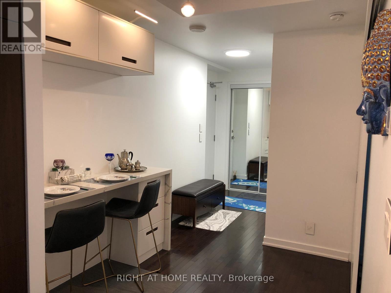 #511 14 YORK STREET - 8