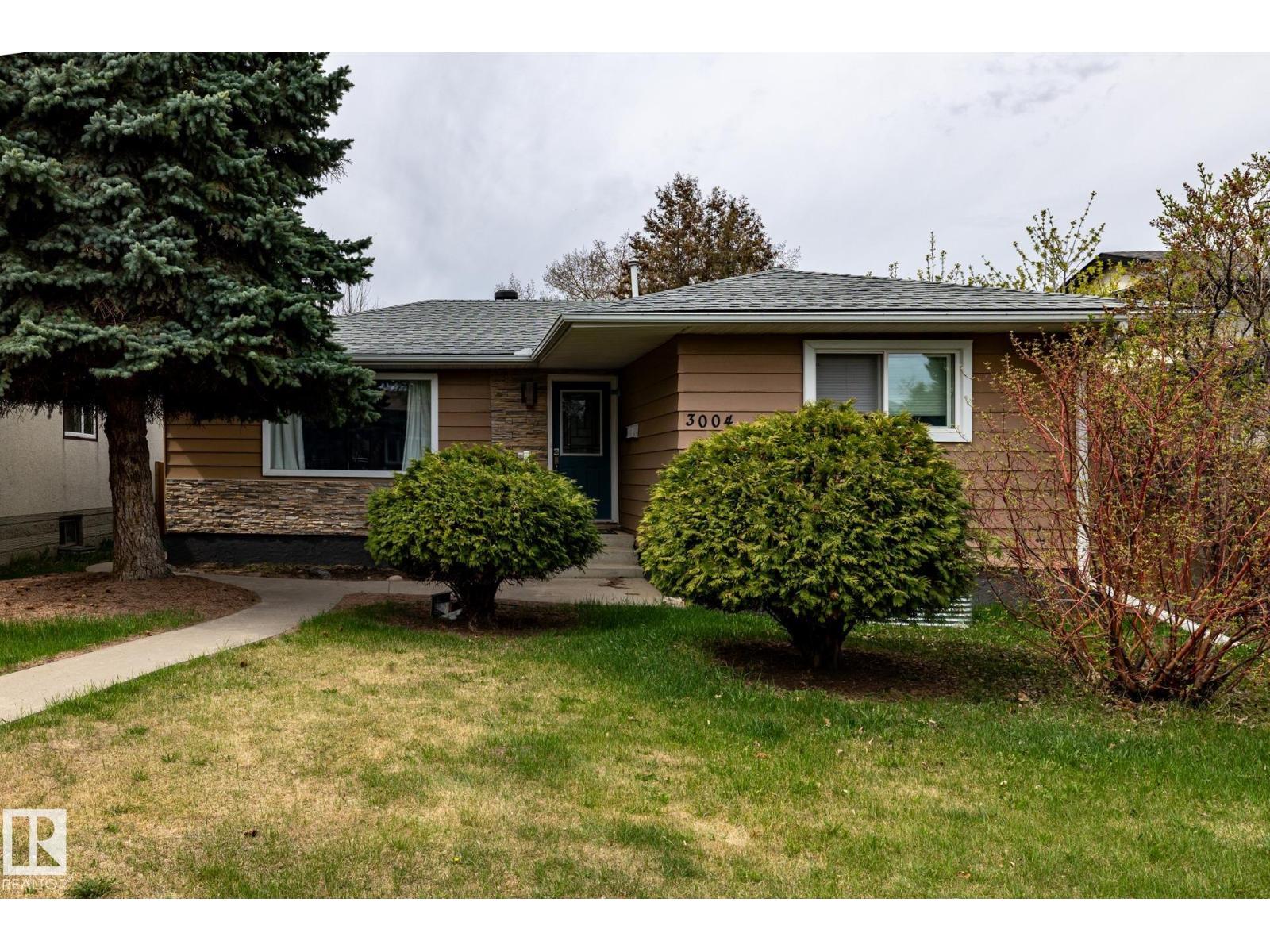 3004 68 ST NW - 2