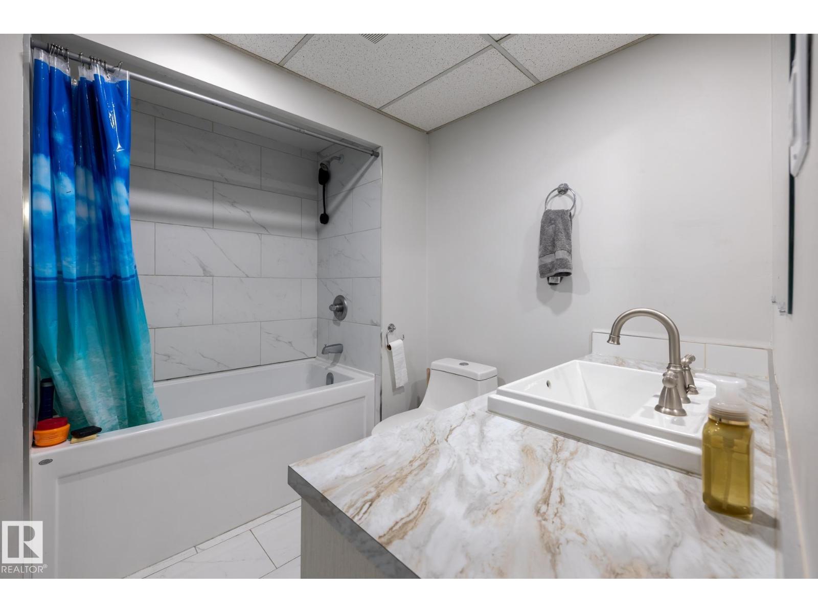 3004 68 ST NW - 31