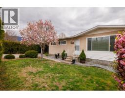 3595 Brown Road, West Kelowna