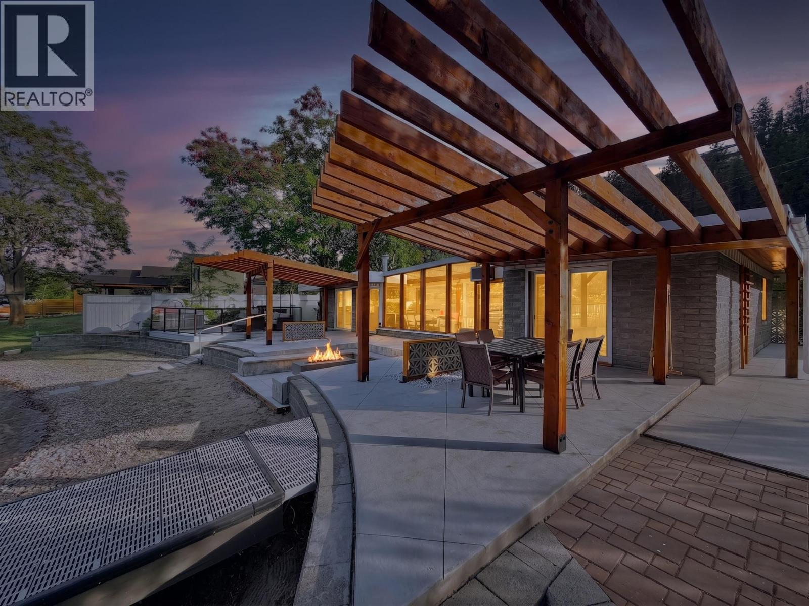 266 ALDER Avenue, Kaleden