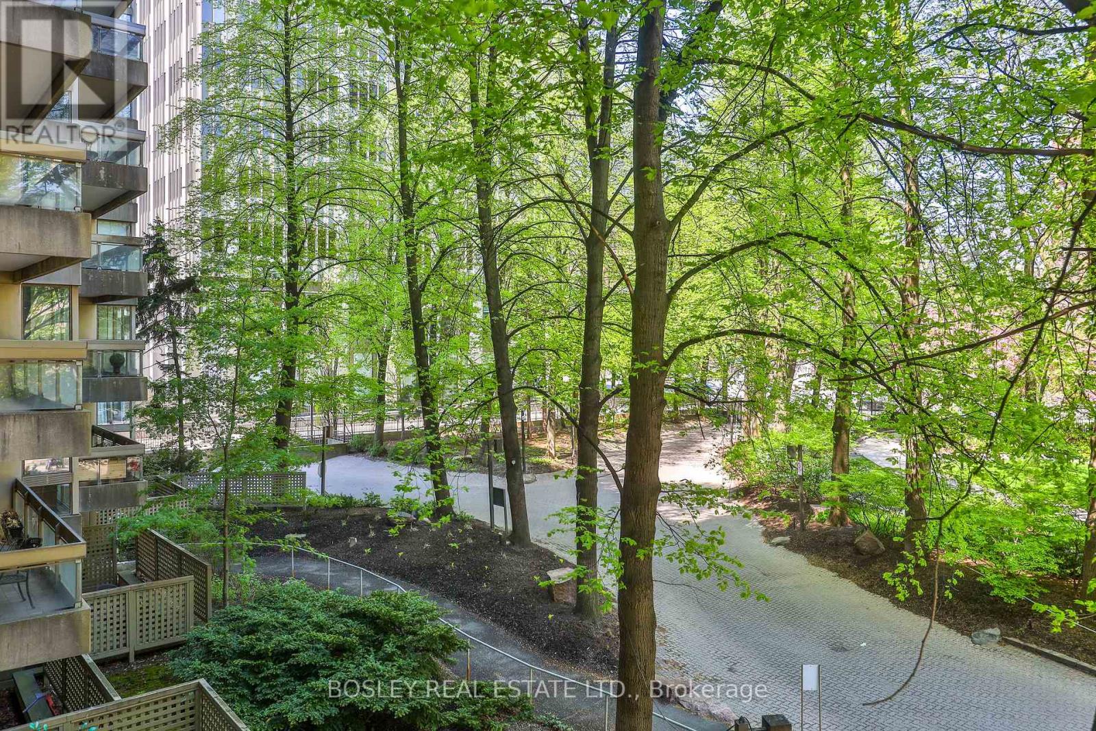 #306 63 ST CLAIR AVENUE W - 28