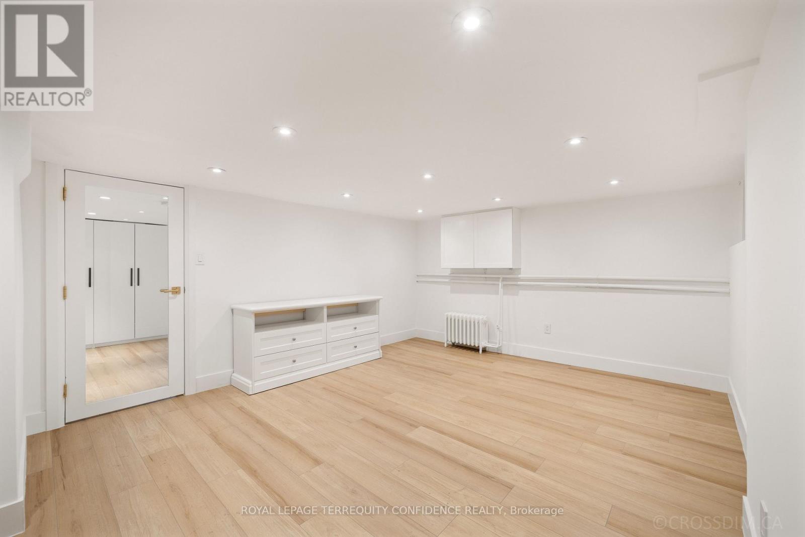 68 CRANBROOKE AVENUE - 24